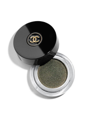 grey cream eyeshadow