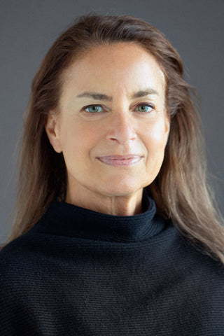 Joanne Sessler - VP of Product at Nixon