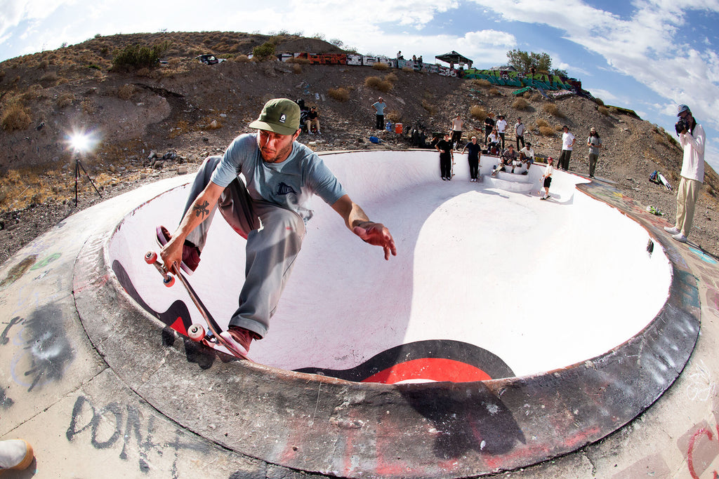 Mikey Jordan skates the Nude Bowl