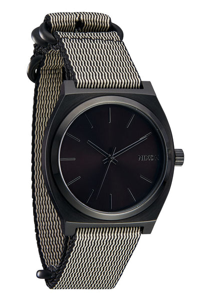 Nixon Time Teller with a NATO watch strap