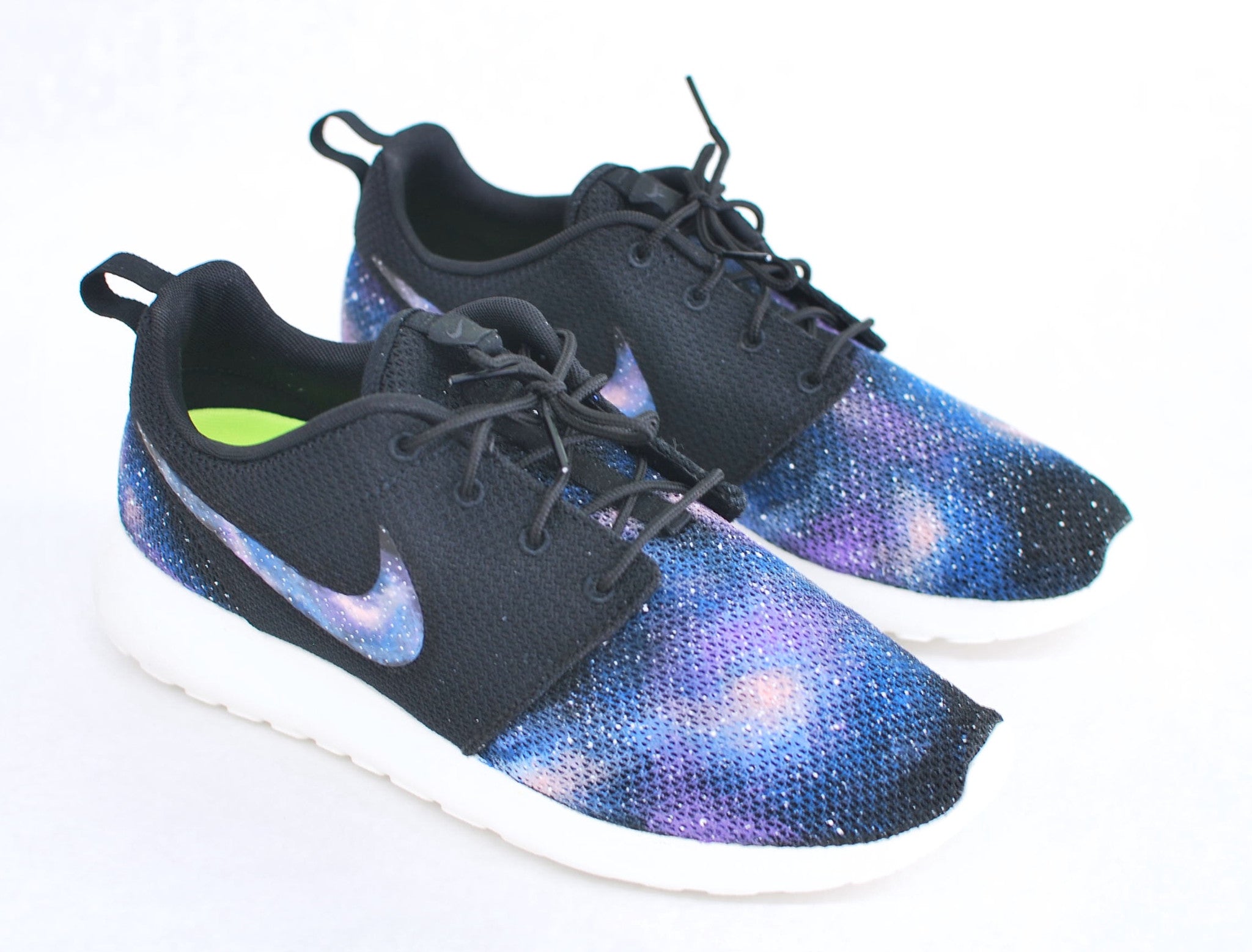 después del colegio Subrayar Seis Custom Nike Roshe One - Hand Painted Galaxy Sneakers – B Street Shoes