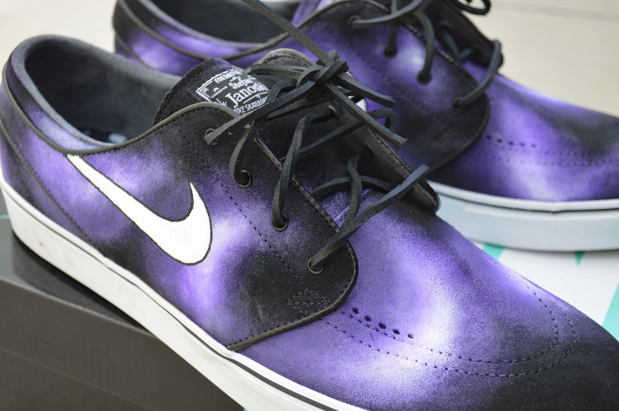 Tempel bomuld ilt Custom Hand Painted Purple Smoke Nike SB Stefan Janoski Skate Shoes – B  Street Shoes