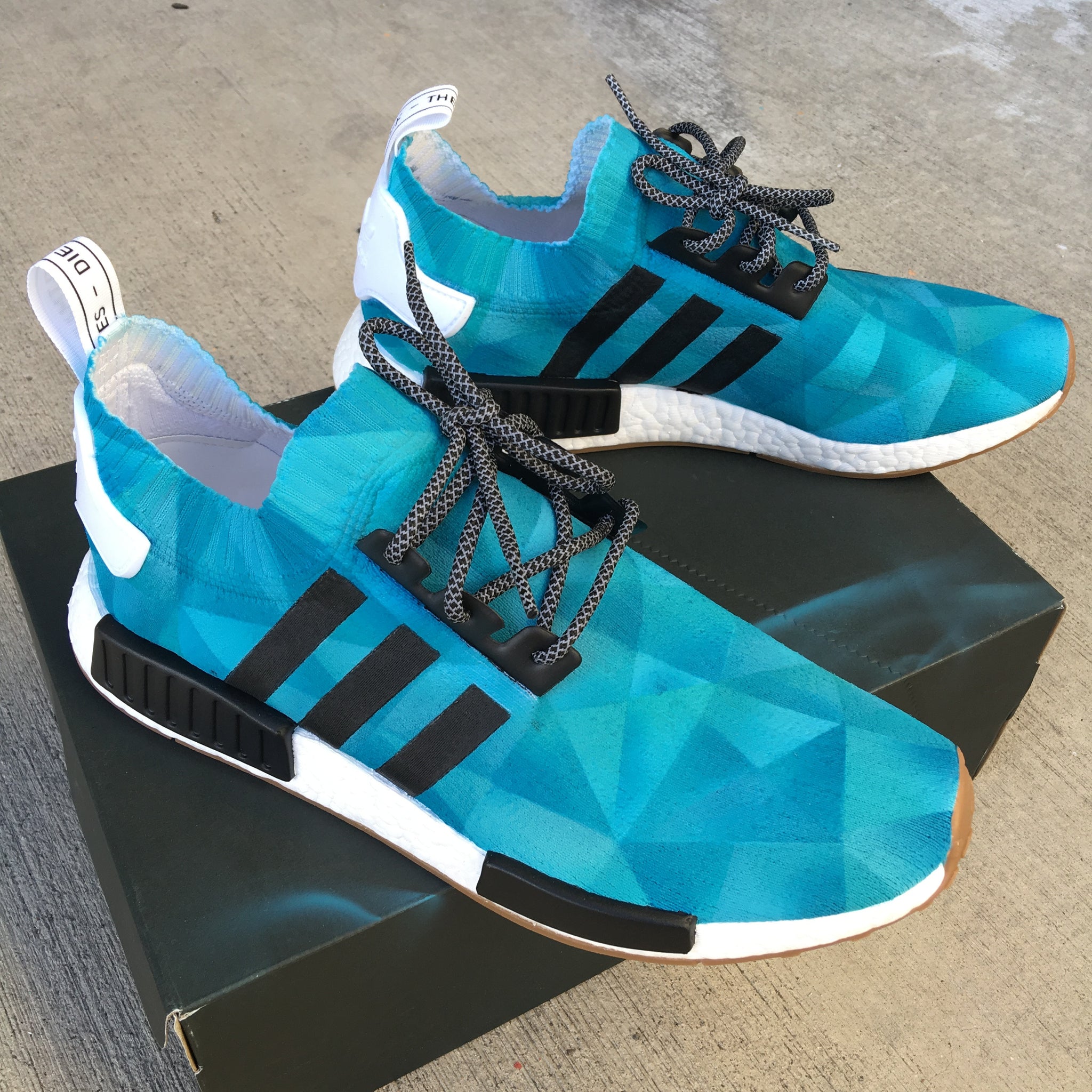 customize nmd shoes