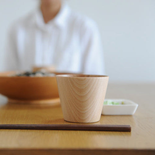 https://cdn.shopify.com/s/files/1/0541/0727/5463/products/handmade-wood-soba-choko-cup-ishikawa-japan-719626_250x250@2x.jpg?v=1696989326