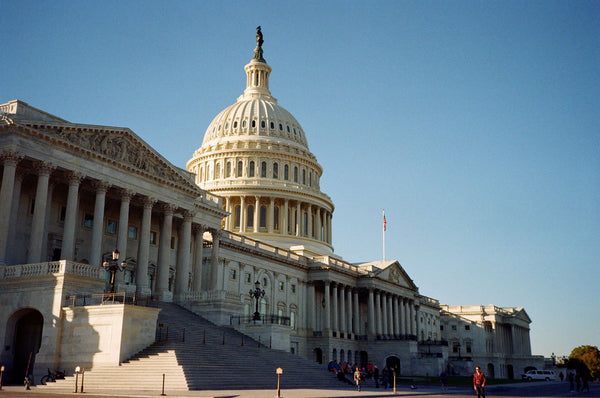 Photograph of US Capitol building