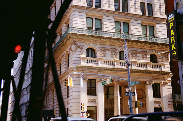 Photograph taken with a Canon EOS 300 of New York City street corner