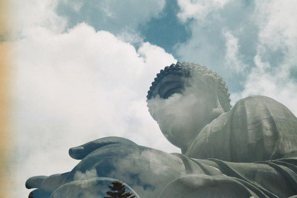 Photograph taken with a Canon EOS 300 of Buddha statue