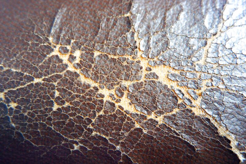 Cracked Brown Leather Sofa Flash Tatty