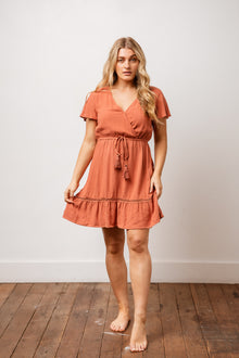  Need a new staple dress for your wardrobe? The Shani Dress is here for you! Featuring a cross front bust with press stud closure, elastic waist with tie and tassel, gathered panel at the hemline and floaty cap sleeves. This dress screams versatility, whether you need a beach throw-on, a dress for brunch or a great maternity dress. Available from www.arlowboutique.com.au