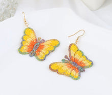 Cargar imagen en el visor de la galería, Yellow &amp; orange colors medium butterfly earrings
