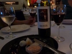 Pre-starters with Dona Maria Amantis Reserva 2007