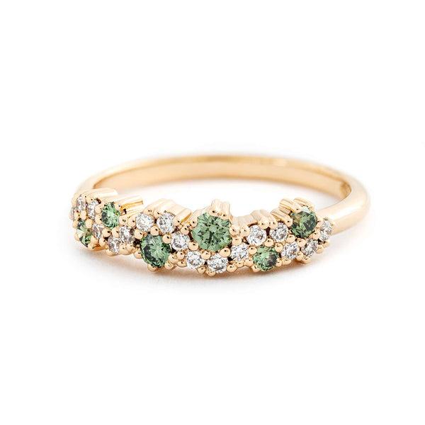 MyWay ring with Apple Green diamonds and white tw/vs diamonds, design by Jussi Louesalmi