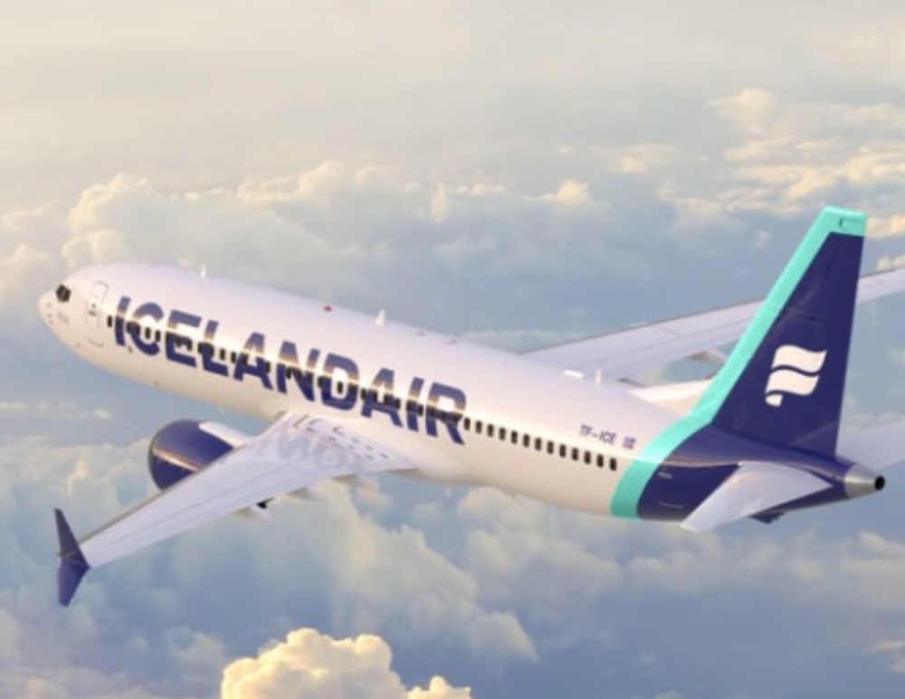 icelandair plane