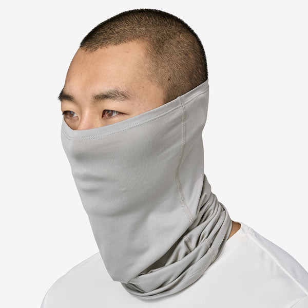 https://cdn.shopify.com/s/files/1/0542/2389/6751/products/Patagonia-sun-mask-salt-grey-side-view_828781d8-56db-4f43-8318-fba89eb3e78e_grande.jpg?v=1694564591