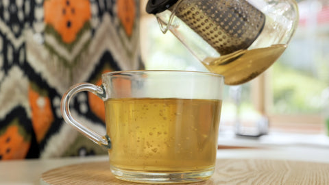 Pouring Yerba Mate into a mug | TEA MATE Australia