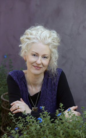 Amanda Curtin author