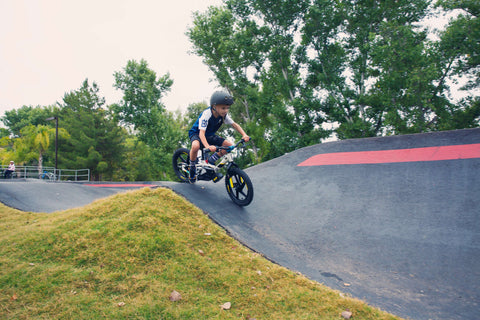 CASCO BICI ENTRENAMIENTO INFANTIL HUSQVARNA