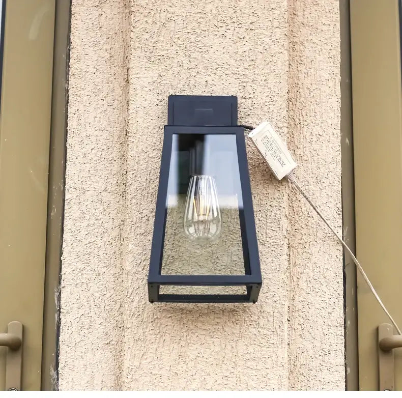 Vintage Industrial Iron Wall Lamp - Waterproof & Rustproof -