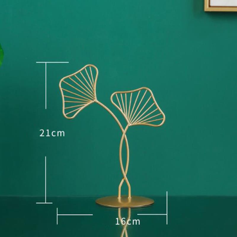 Nordic Golden Ginkgo Leaf Sculpture: Modern Iron Artwork for