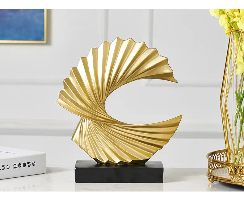 Modern Abstract Resin Sculpture: Decorative Ornament for