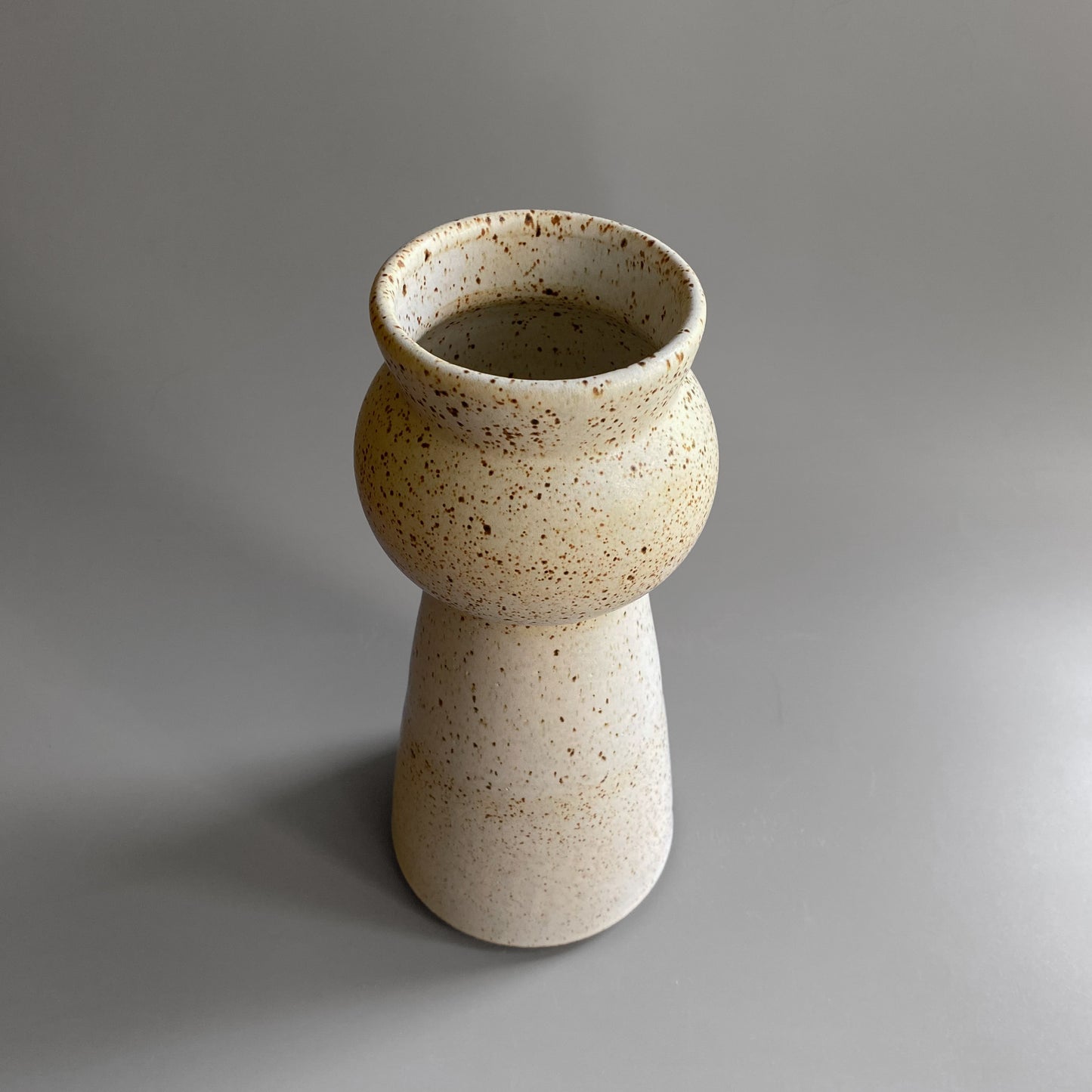 Mono Sandstone Vase 006