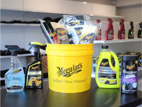 Meguiar's Quik Detailer, Mist & Wipe Car Detailing Spray, Clear Light  Contaminants and Boost Shine with a Quick Detailer Spray that Keeps Paint  and Wax Looking …