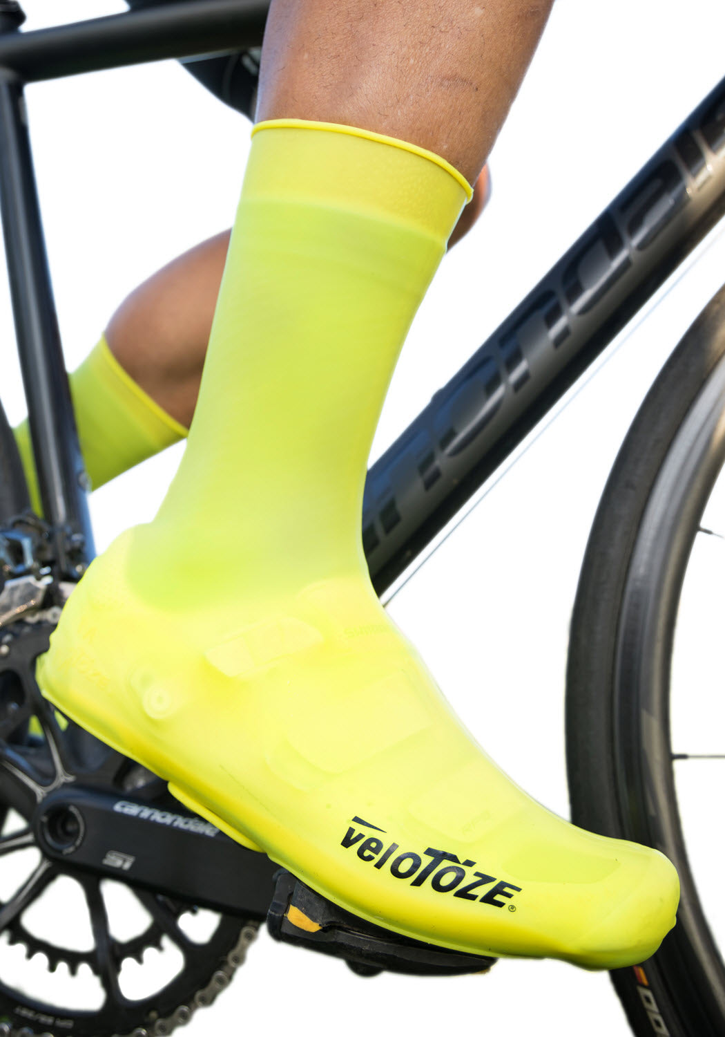 G4 Black Cycling Shoe Covers: Comfort, Resistance and Elegant Style