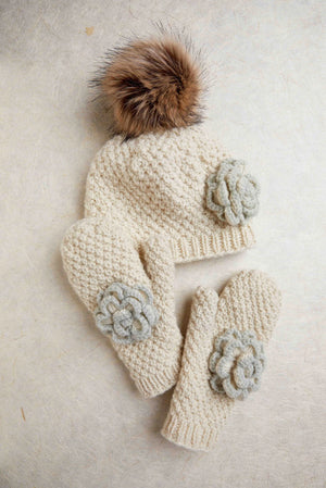 Kids Chantilly Ecru Knit Mittens - By Land & Sea