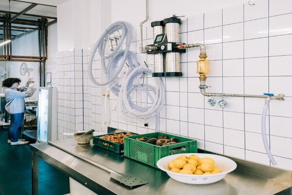 Filtre à eau dans la brasserie Kombucha