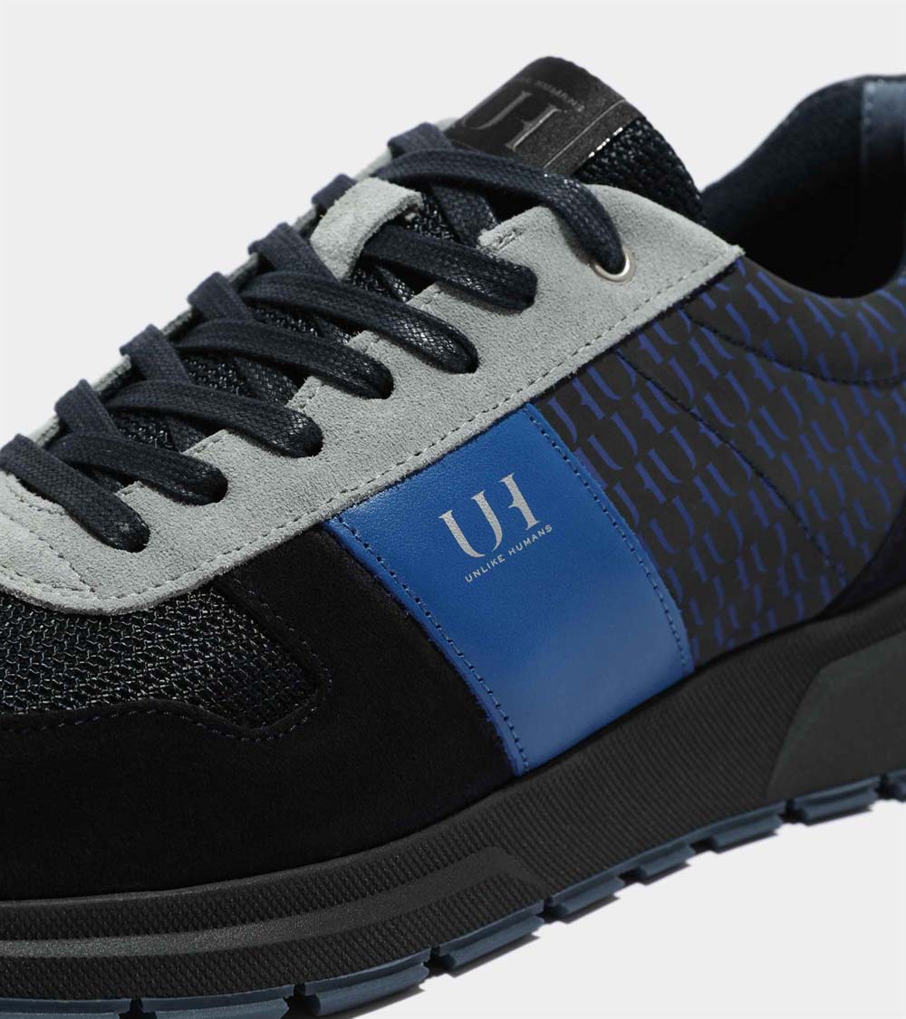 UHF04 RUNNER | BLACK BLUE REFLECTIVE MONOGRAM