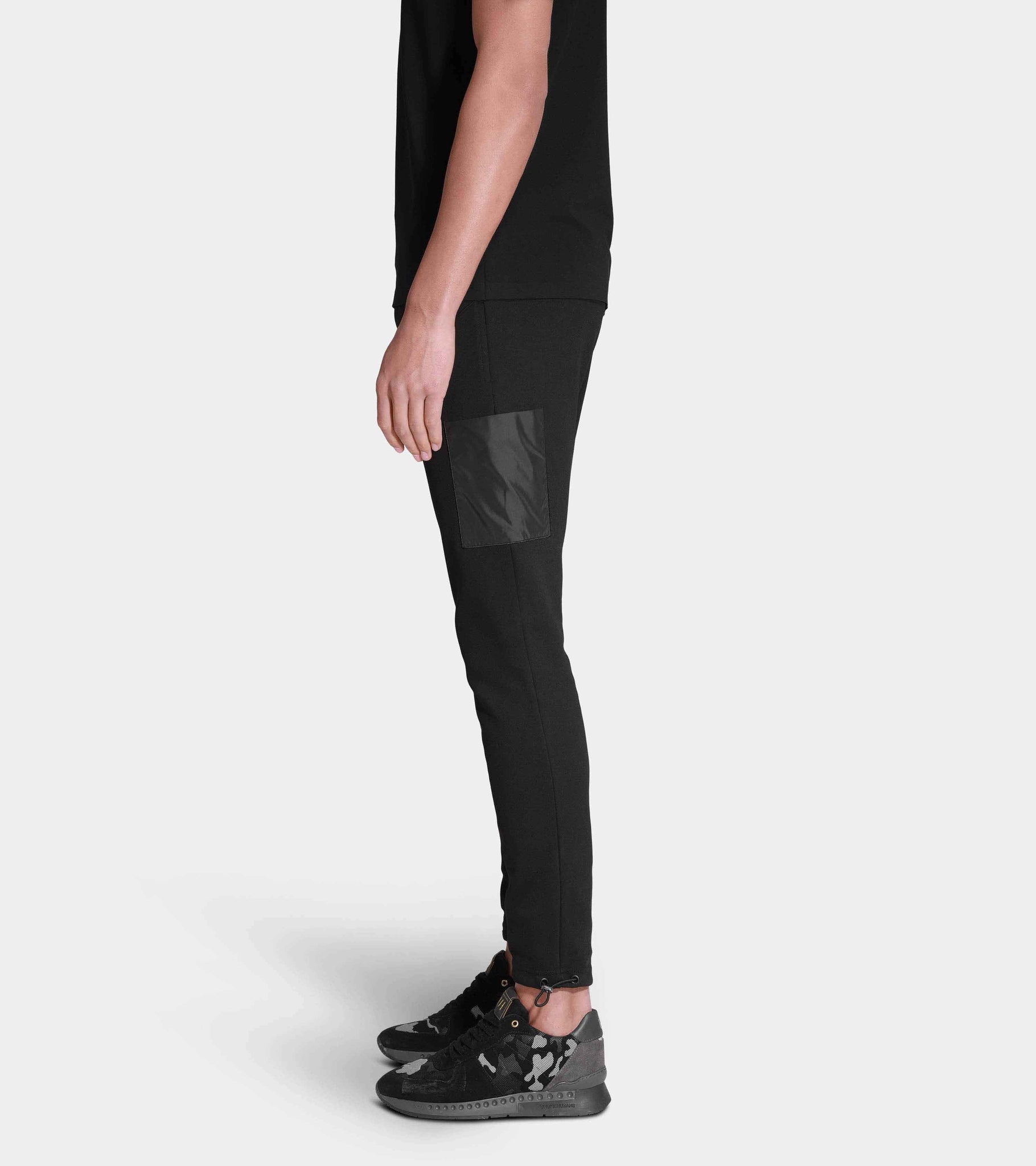 UH14 POCKET JOGGER | BLACK