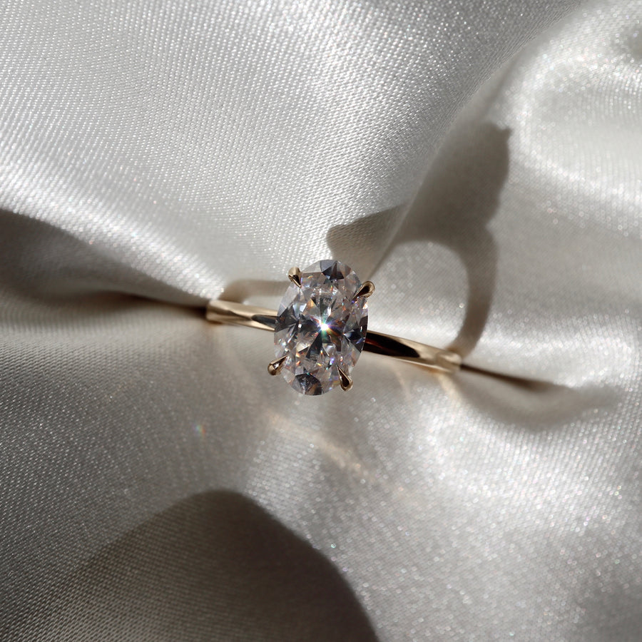 The Luise Ring™ - Oval Solitaire with Hidden Halo