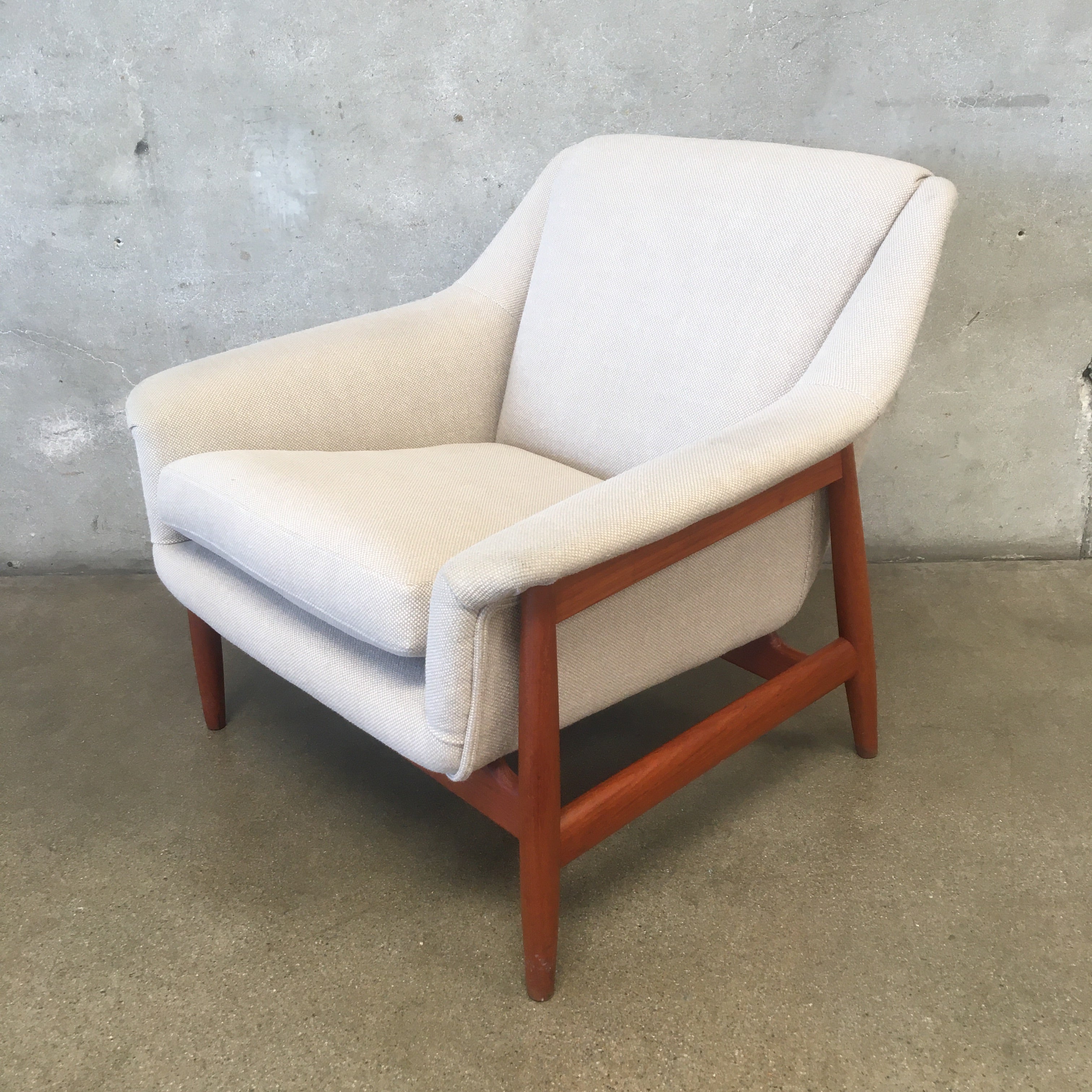 1960s lounge chair