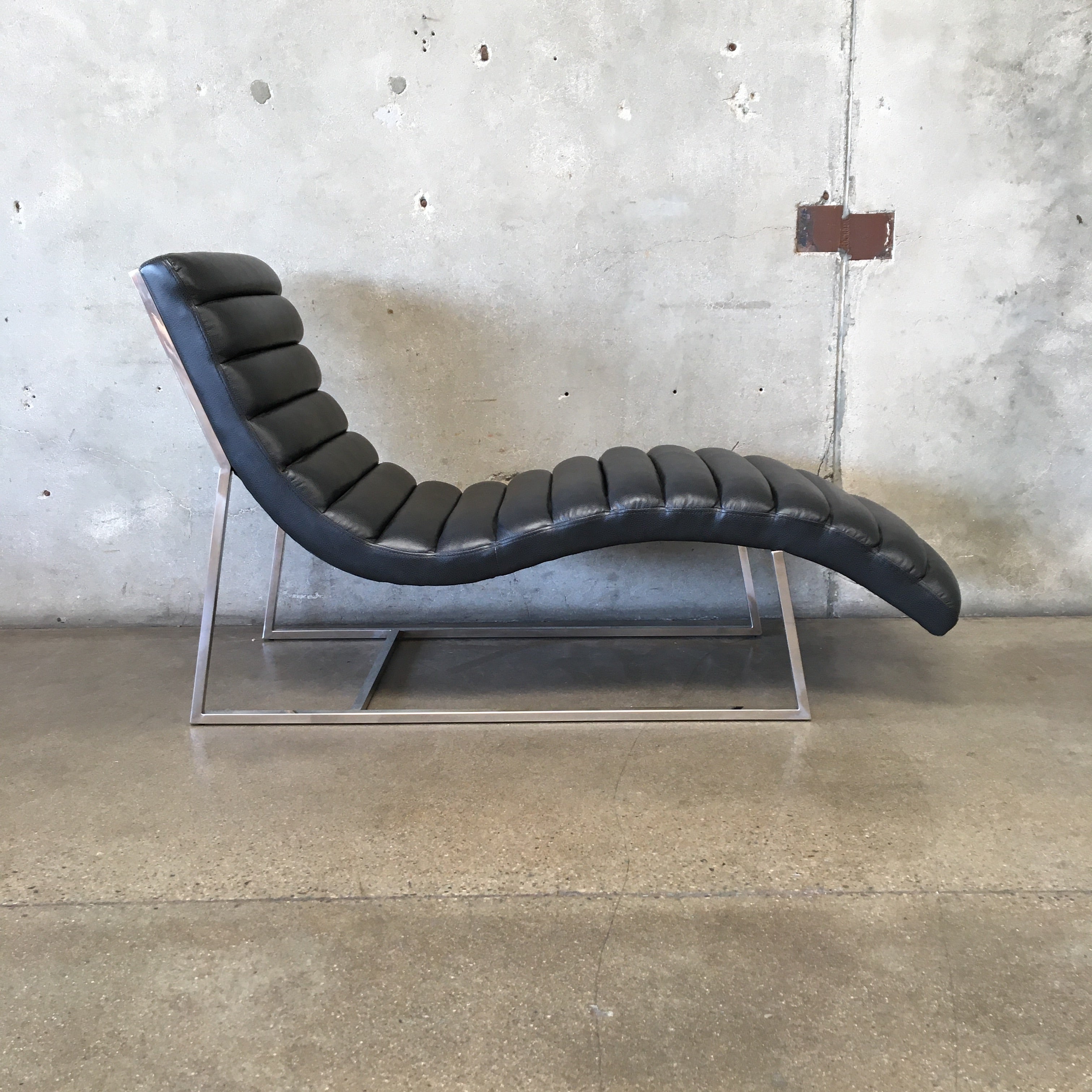 restoration hardware chaise lounge