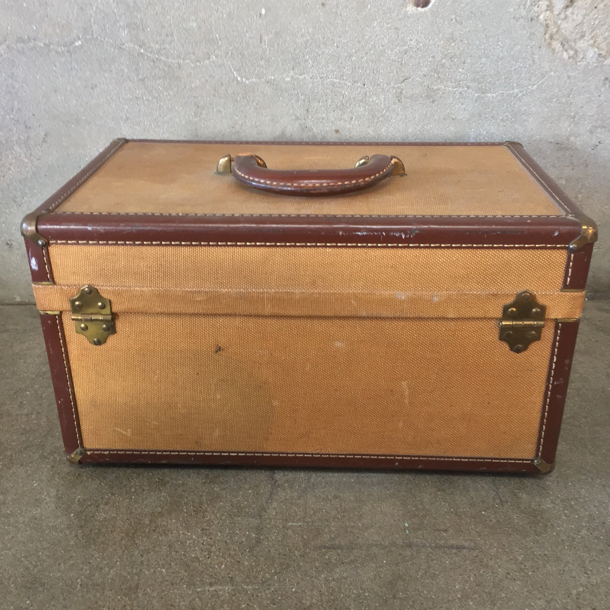 antique hartmann luggage