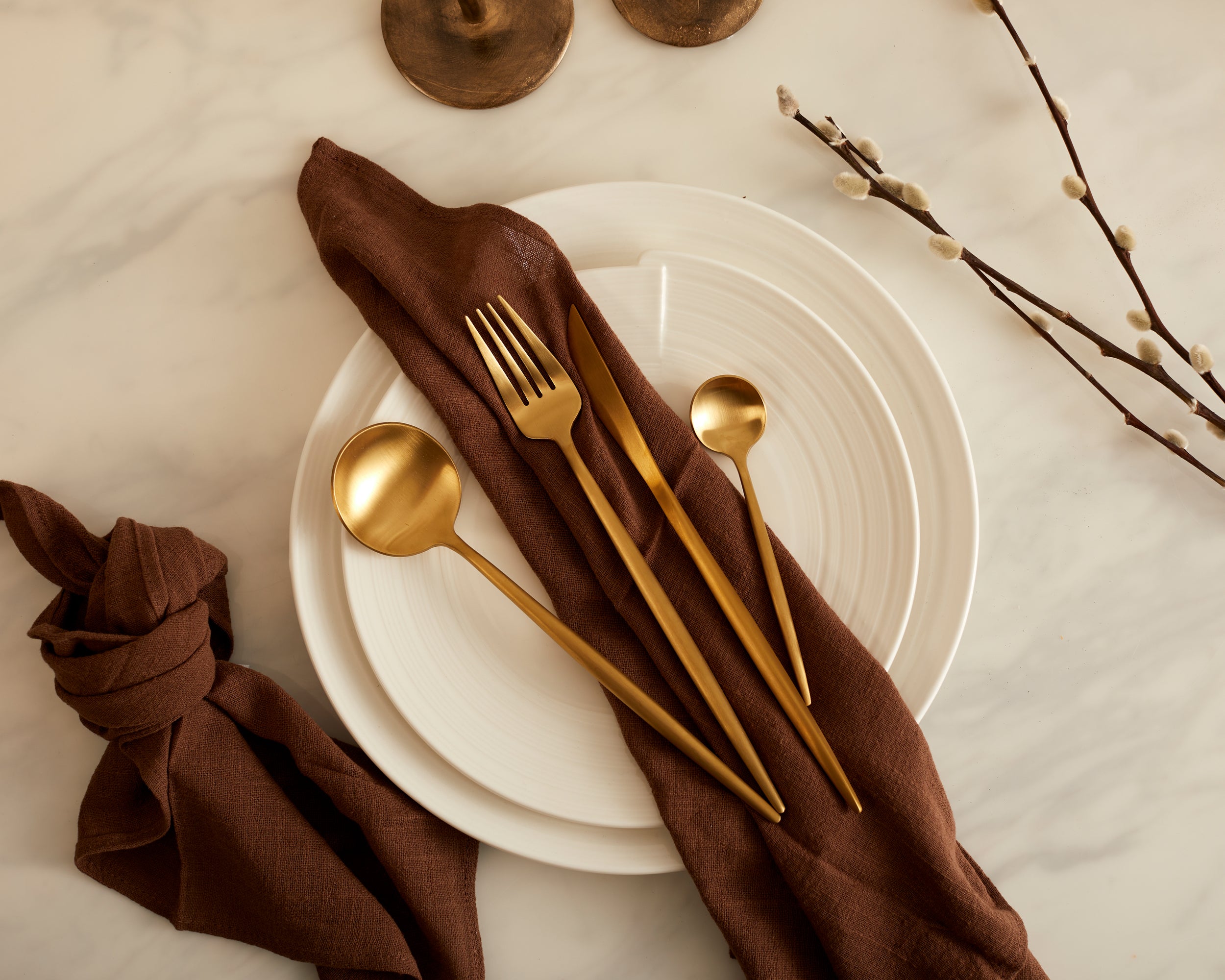 What a Host Home: Gold Stainless Steel Modern Cutlery Set Flatware