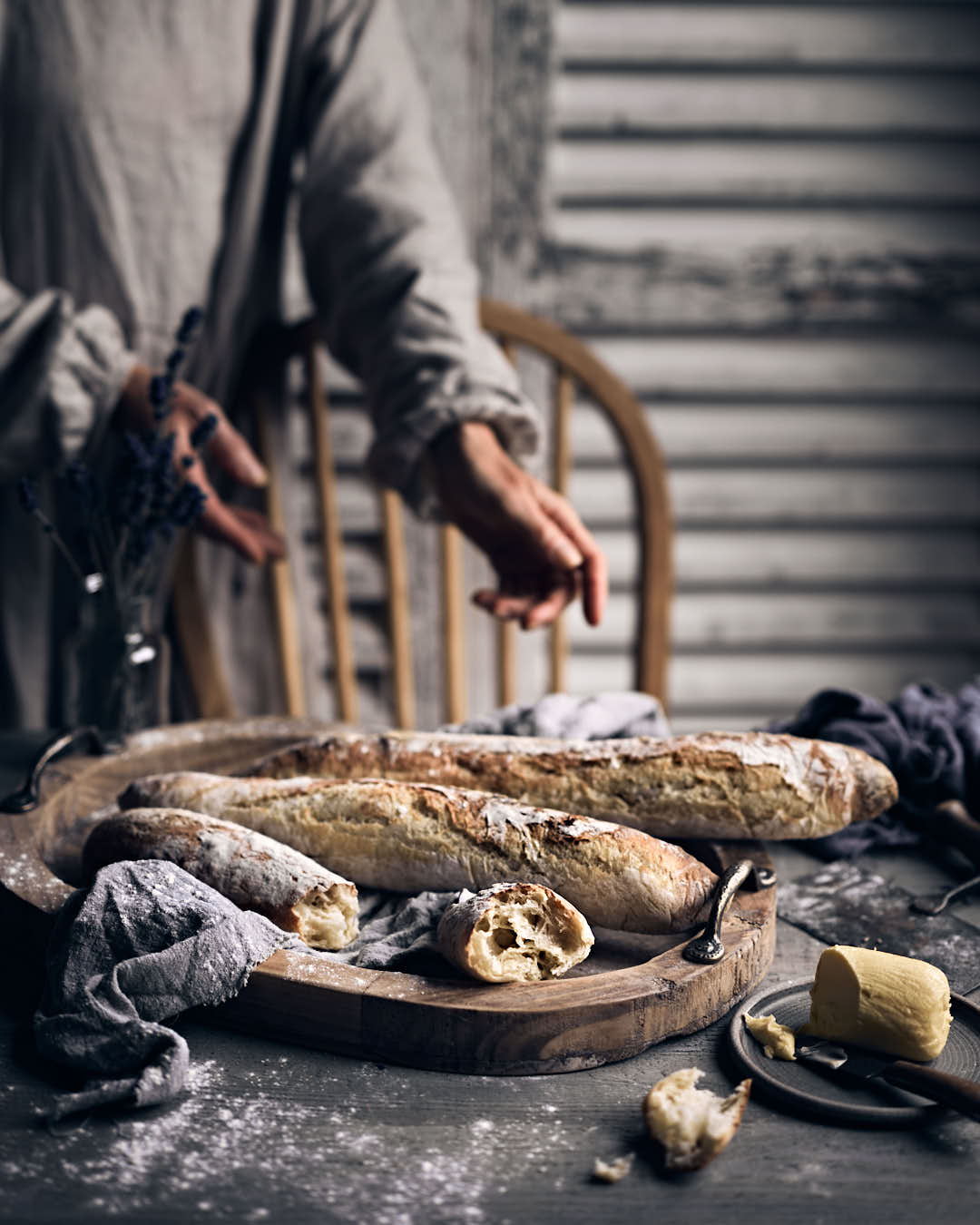 What a Host Home: Wood Oval Rustic Tray with Handles