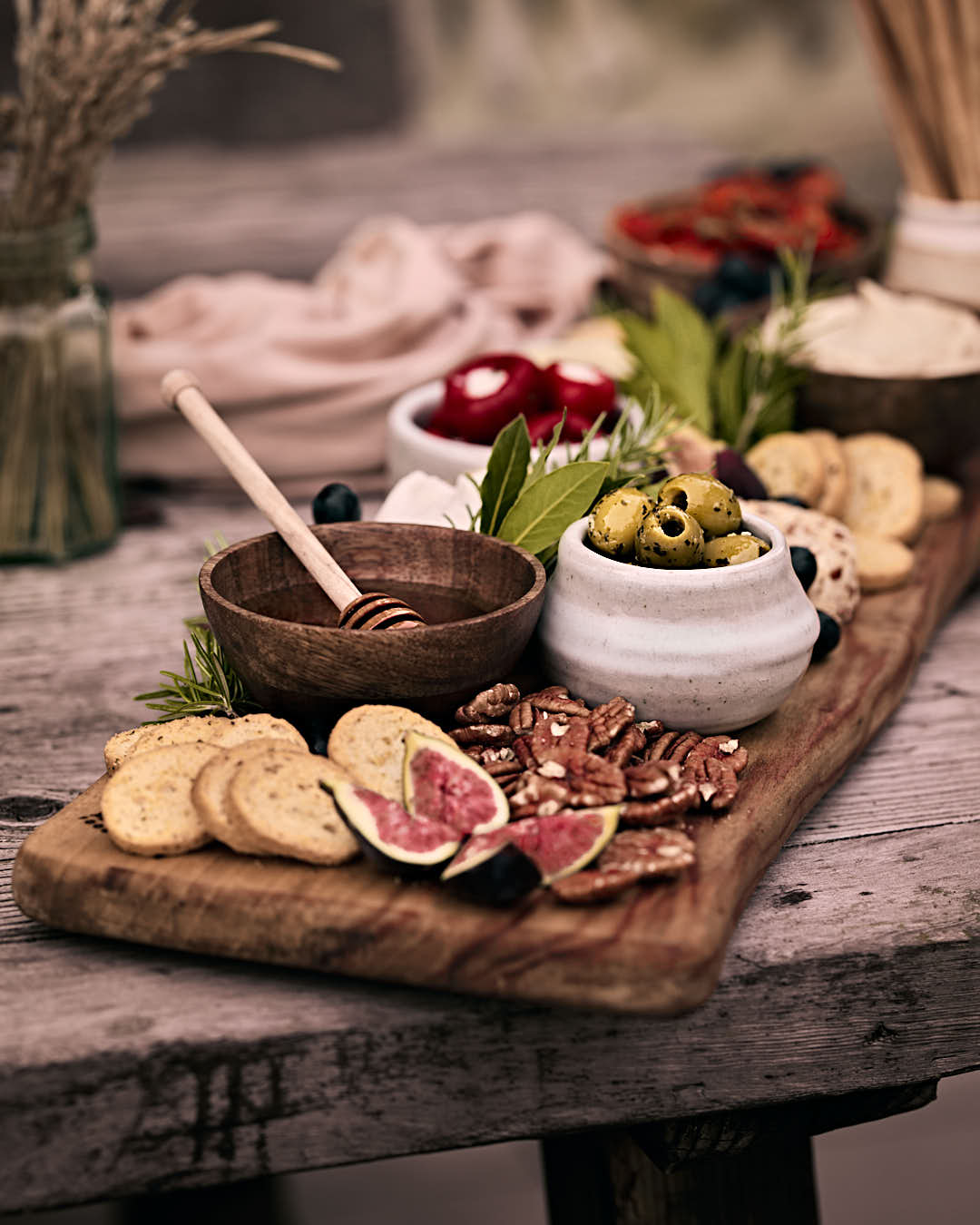 What a Host Home: Rustic Tablescape