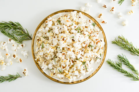 Vegan Cheesy Popcorn With Nutritional Yeast