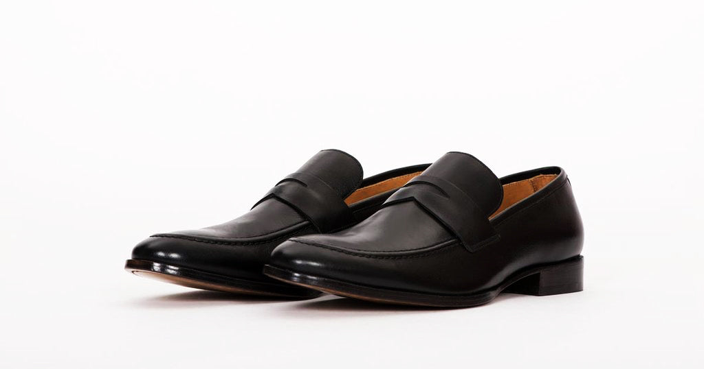 mens black leather loafers