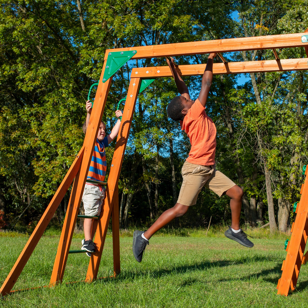 outdoor playsets with monkey bars