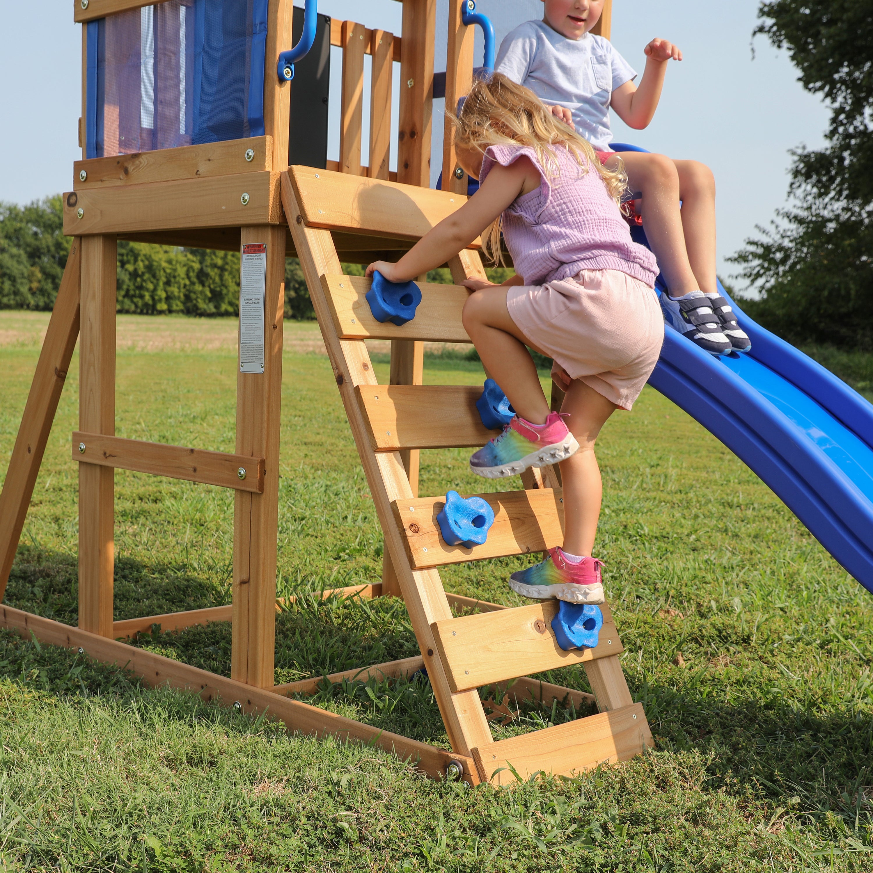 Backyard discovery cedar point wooden discount swing set