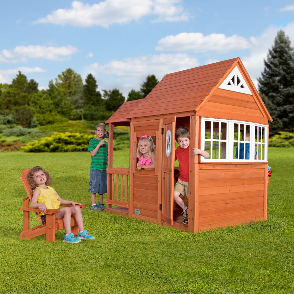 Deluxe Cedar Mansion Kids Playhouse Backyard Discovery