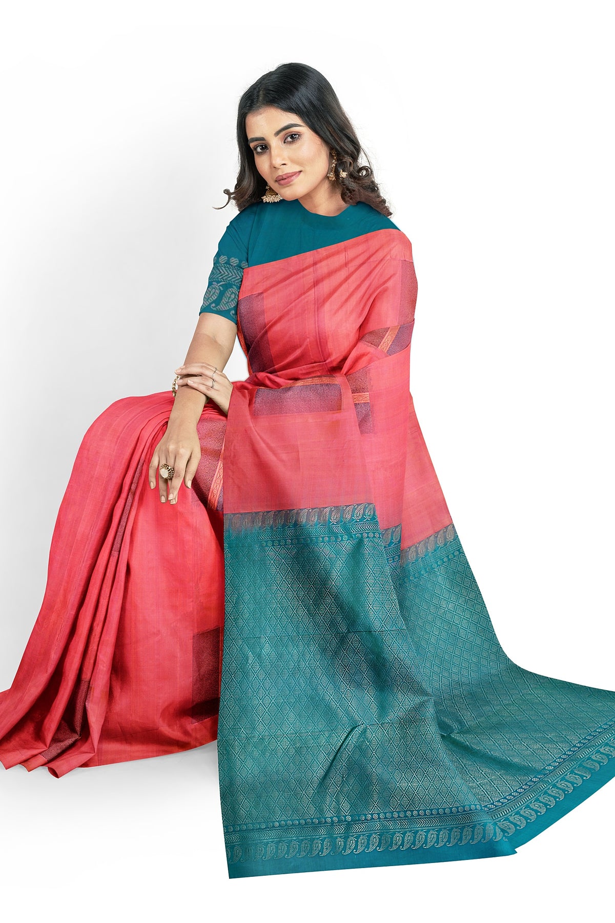 Buy Red Rose Flared Saree Shapewear - Pink at Rs.1259 online