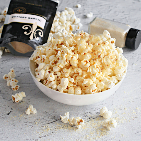 popcorn seasoned with buttery garlic popcorn seasoning - how to get seasonings to stick on popcorn - dell cove spices