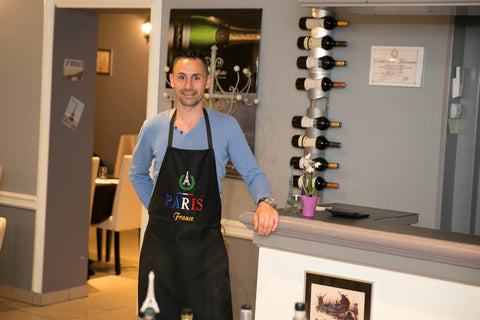 Aurelien, chef cuisinier du restaurant Le Petit Paris à Douai place du barlet 