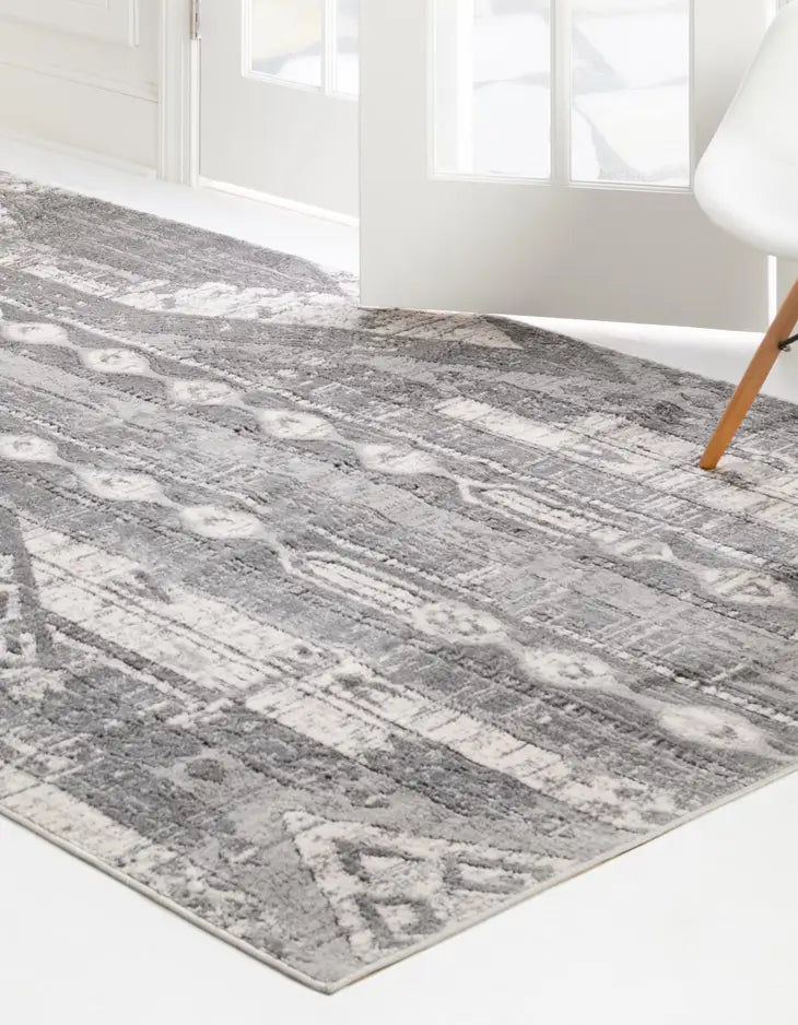 Grand Canyon-Inspired Southwestern Aztec Area Rug