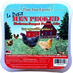 Le petit Hen Pecked mealworm Banquet Poultry Cake 7.5oz