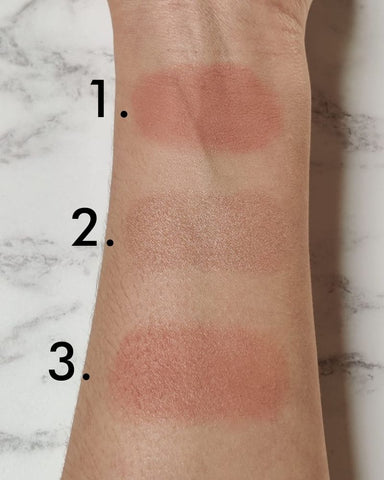 Watercolour Liquid Blush Caress Mixed With Watercolour Liquid Illuminator Elegance - Swatches