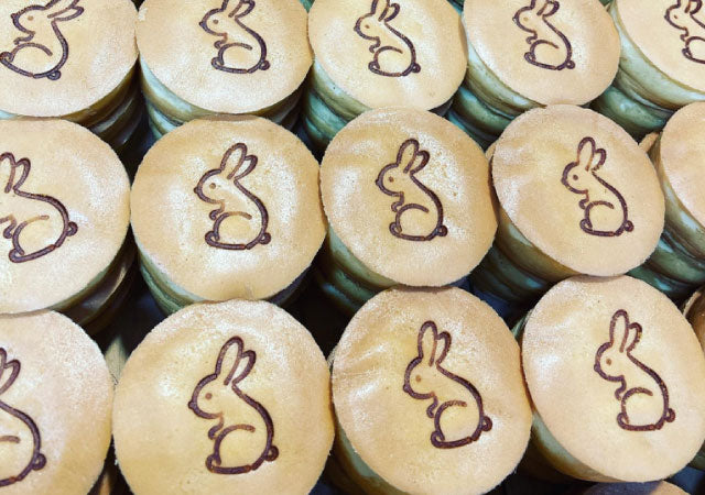 Kippis by SHUHODO船越さまのカステラ饅頭に焼印の画像